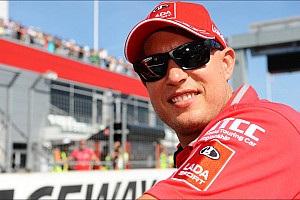 Huff crosses generations to take Supertouring victory