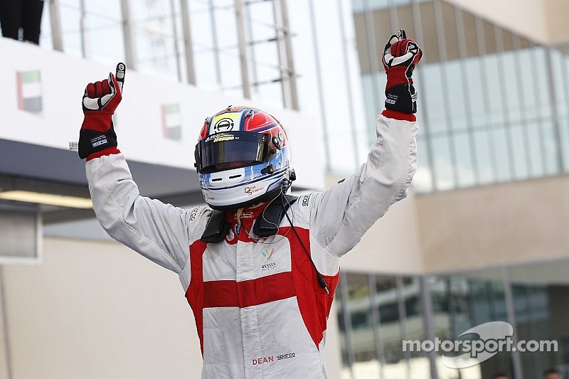 GP3 - Stoneman s'impose en course 1