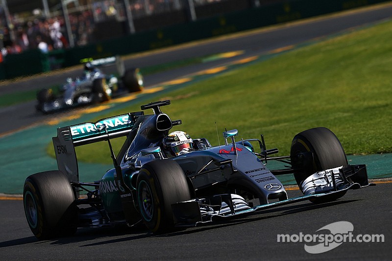 Button dice que Mercedes no hace nada malo