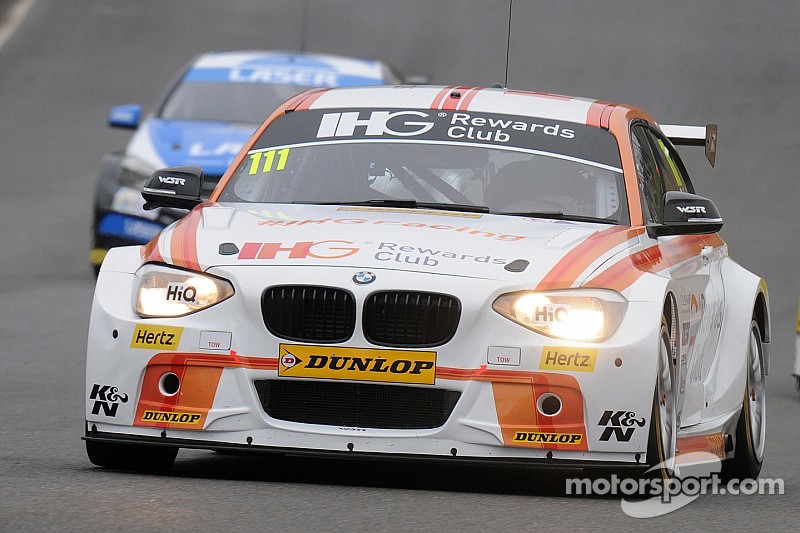 Priaulx logró la pole en su vuelta al BTCC