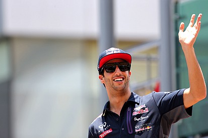 Риккардо похвалил Toro Rosso