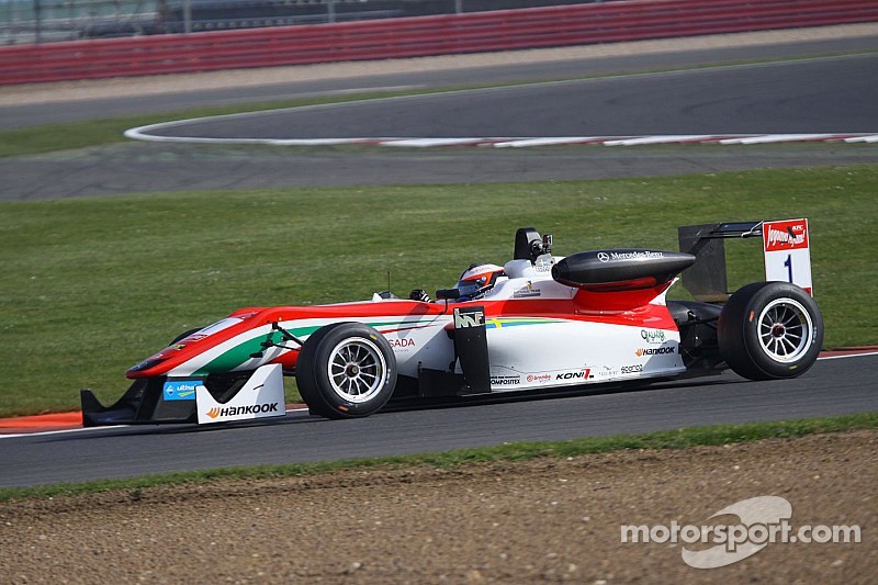 Rosenqvist barre con las poles en Silverstone