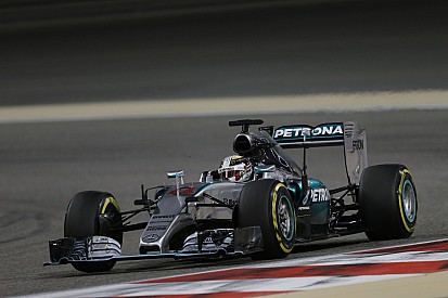 Hamilton admite que Ferrari presionó