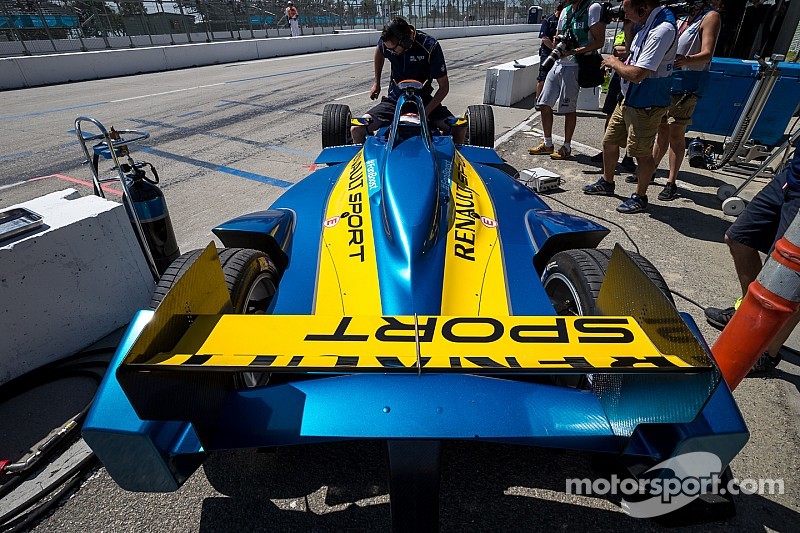 Новая машина Renault e.dams пройдет тесты в июне