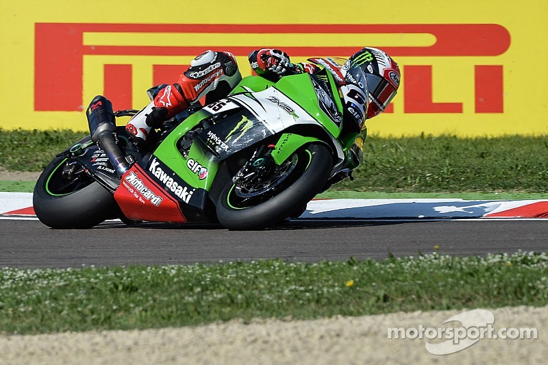 Course 2 – Rea et Kawasaki intouchables