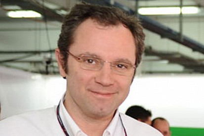 F1: Domenicali sprona la Ferrari a crescere ancora