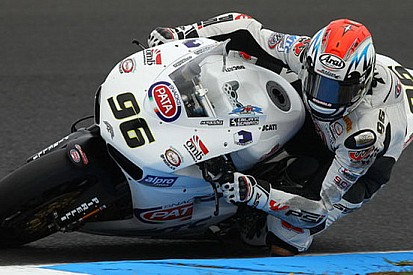 Assen: la pole provvisoria è di Smrz