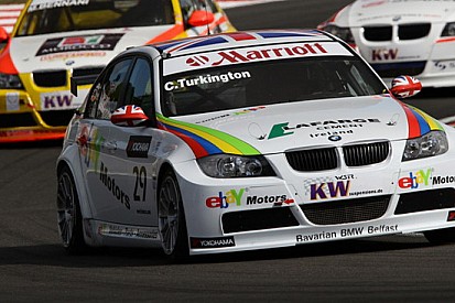 Turkington sorprende nel secondo turno di libere