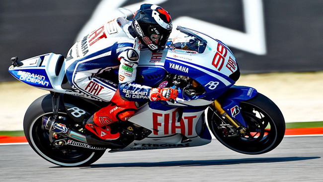 Misano, libere 2: Lorenzo risponde a Pedrosa