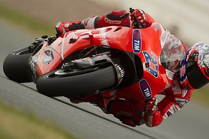 Aragon, libere 2: Stoner in forma sul bagnato