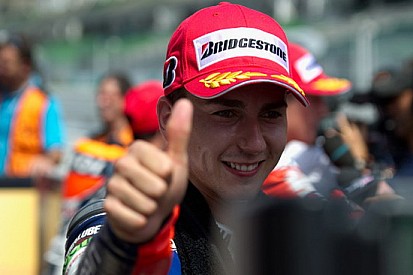Game over: Lorenzo si laurea campione a Sepang!