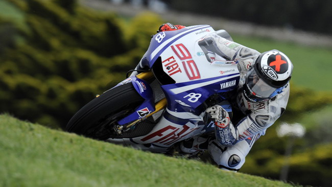 Lorenzo va a caccia del tris ad Estoril