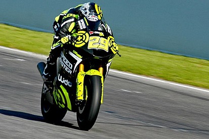 Iannone chiude i test di Barcellona davanti a tutti