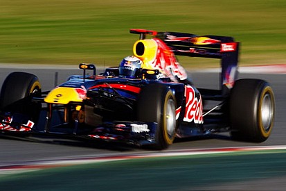 Barcellona, Day 2: Vettel si riporta in testa al gruppo