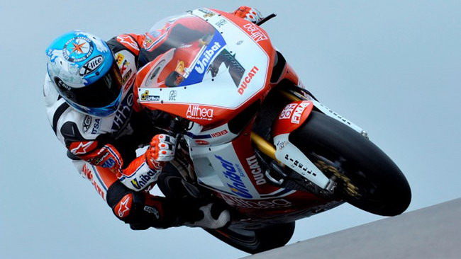 Phillip Island, Day 2: Checa si conferma al top