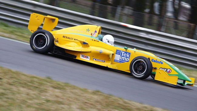 Nicola De Val svetta nei test di Monza