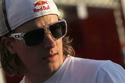 Anche Raikkonen cede al fascino della NASCAR!