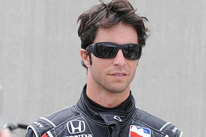 Junqueira torna ad Indianapolis con la AJ Foyt Racing