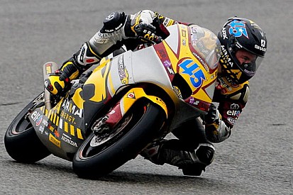 Silverstone, Libere 1: Redding incontenibile