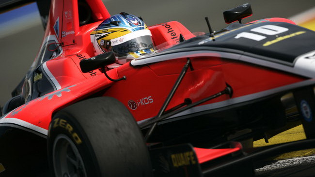 Adrian Quaife-Hobbs svetta a Valencia