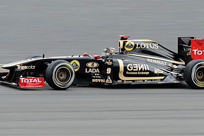Heidfeld torna ad utilizzare gli scarichi laterali