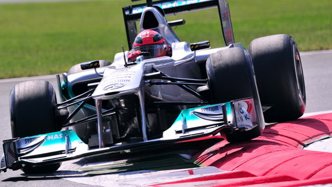 Schumi prenota una vittoria nel futuro