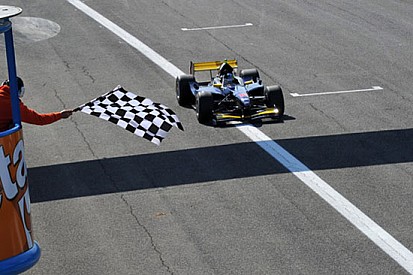 Quaife-Hobbs si impone in gara 1 a Monza