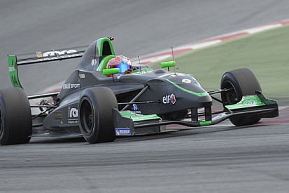 Oscar Tunjo al palo in gara 2 a Motorland Aragon
