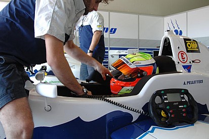 F2000 Light: Pellitteri torna con la Tomcat a Pergusa