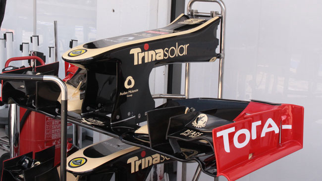 La Lotus si presenta con il muso da pellicano