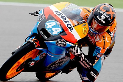 Valencia, Libere 1: sull'umido svetta Oliveira