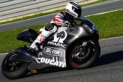 Il maltempo blocca il test team Ducati a Jerez