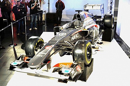 Sauber C32: c'è un vanity panel alternativo!
