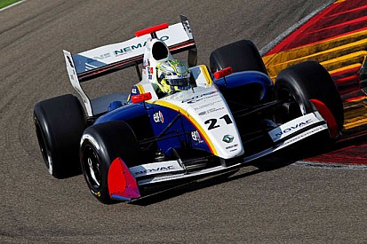Nico Muller rinnova con la Draco per il 2013