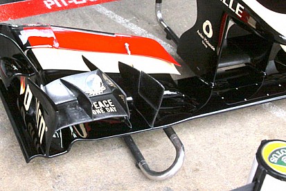La Lotus mostra la settima modifica dell'ala davanti