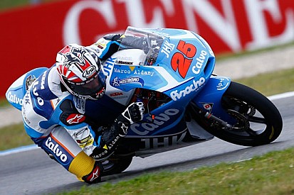Assen, Libere 1: Vinales proprio sotto alla bandiera
