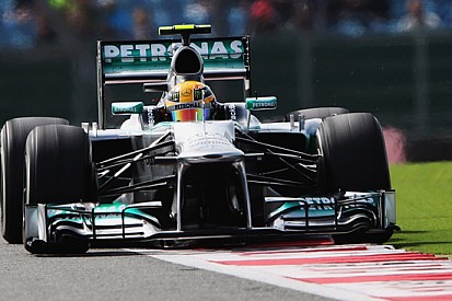 Doppietta Mercedes: super Hamilton, Alonso decimo!