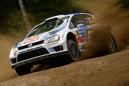 Finlandia, PS8: Ogier ripassa in testa