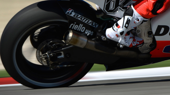 Ecco il nuovo scarico ovale della Ducati
