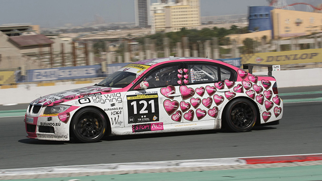 Racing Divas & Beneficenza alla 24h di Dubai 2014