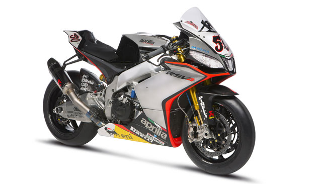 Le Aprilia RSV4 ufficiali diventano color argento