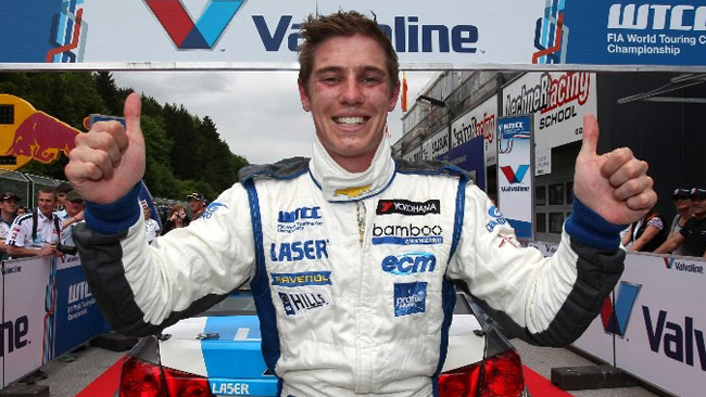 James Nash debutta con il Team Audi WRT