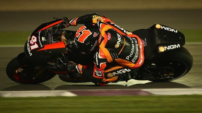 Losail, Day 1: svetta Aleix Espargaro con la Open