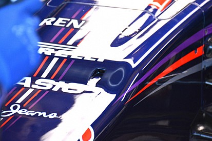 Red Bull RB10: la telecamera nascosta nel muso!