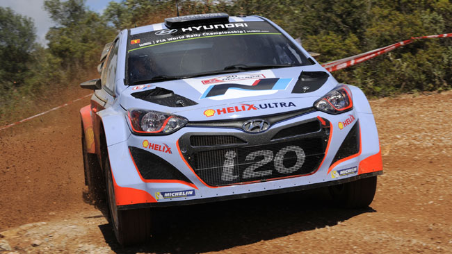 Portogallo, PS2: primo centro della Hyundai con Sordo!
