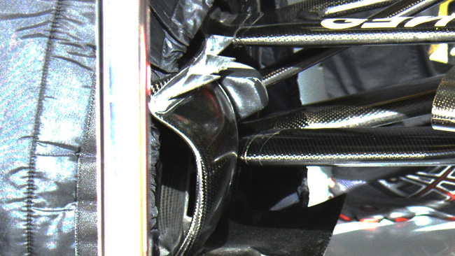 Lotus: tre flap triangolari sulle prese dei freni