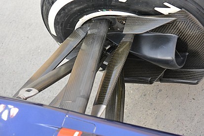 Red Bull: rinforzata la sospensione anteriore