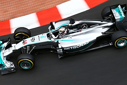 Montecarlo, Libere 1: ennesima doppietta Mercedes