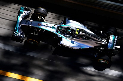 Rosberg pole a Monaco e poi va lungo: è polemica!