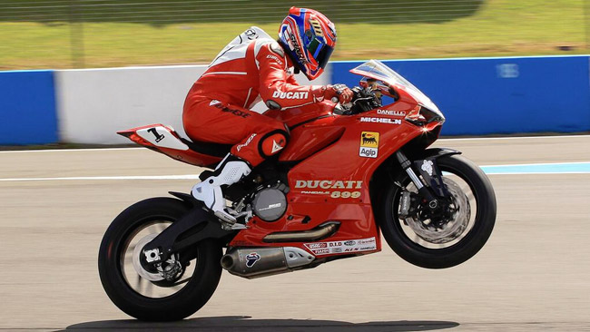 Fogarty sulla 899 per il ventennale del primo Mondiale